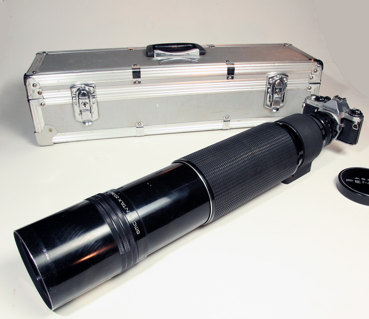SMC PENTAX ZOOM 1:6.7 135~600mm and Carry Case and ME-Super