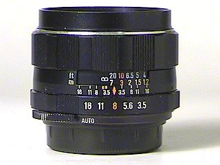 Asahi Pentax Super Takumar 28mm f/3.5